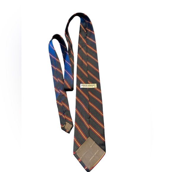 Giorgio Armani Necktie - Picture 4 of 9
